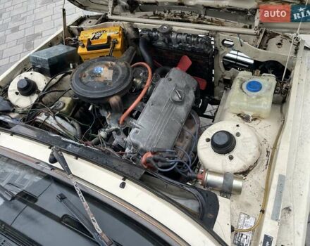 БМВ 315 1983 в Харькове на Automoto.ua Бежевый БМВ 315, объемом двигателя 1.6 л и пробегом 290 тыс. км за 2500 $, фото 31 на Automoto.ua