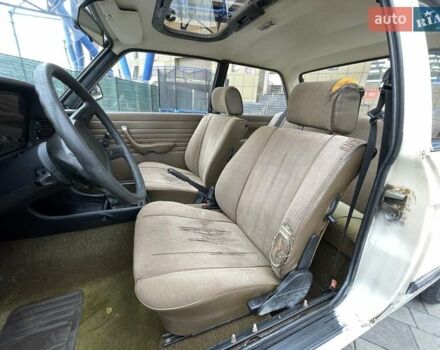 БМВ 315 1983 в Харькове на Automoto.ua Бежевый БМВ 315, объемом двигателя 1.6 л и пробегом 290 тыс. км за 2500 $, фото 26 на Automoto.ua