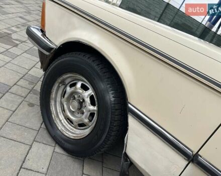 БМВ 315 1983 в Харькове на Automoto.ua Бежевый БМВ 315, объемом двигателя 1.6 л и пробегом 290 тыс. км за 2500 $, фото 18 на Automoto.ua