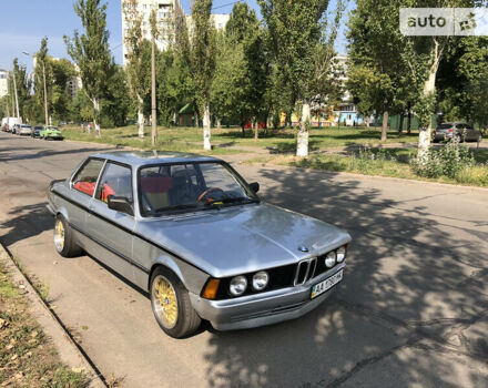 Сірий БМВ 315, об'ємом двигуна 2 л та пробігом 300 тис. км за 4800 $, фото 1 на Automoto.ua