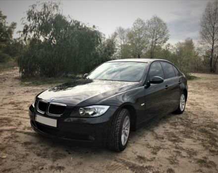 Чорний БМВ 318, об'ємом двигуна 2 л та пробігом 109 тис. км за 10000 $, фото 1 на Automoto.ua