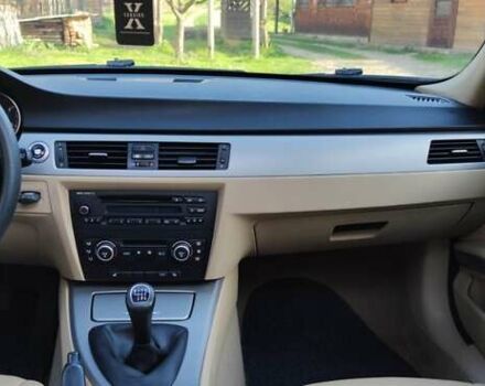 БМВ 318, объемом двигателя 2 л и пробегом 265 тыс. км за 8000 $, фото 5 на Automoto.ua