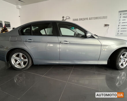 Серый БМВ 318, объемом двигателя 2 л и пробегом 466 тыс. км за 7500 $, фото 7 на Automoto.ua