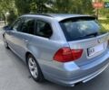 Серый БМВ 318, объемом двигателя 2 л и пробегом 73 тыс. км за 10800 $, фото 1 на Automoto.ua