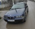 Синий БМВ 318, объемом двигателя 1.8 л и пробегом 52 тыс. км за 1400 $, фото 1 на Automoto.ua