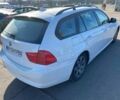 Білий БМВ 320, об'ємом двигуна 2 л та пробігом 270 тис. км за 9999 $, фото 32 на Automoto.ua