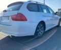 Білий БМВ 320, об'ємом двигуна 2 л та пробігом 270 тис. км за 9999 $, фото 29 на Automoto.ua