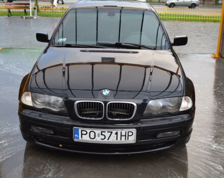 Чорний БМВ 320, об'ємом двигуна 1.9 л та пробігом 395 тис. км за 2300 $, фото 1 на Automoto.ua