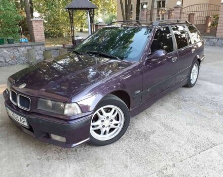 Фіолетовий БМВ 320, об'ємом двигуна 2 л та пробігом 310 тис. км за 5100 $, фото 1 на Automoto.ua