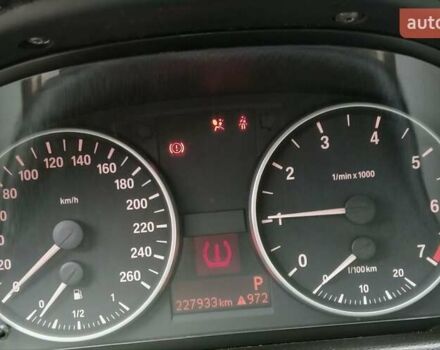 Серый БМВ 320, объемом двигателя 2 л и пробегом 228 тыс. км за 7000 $, фото 6 на Automoto.ua