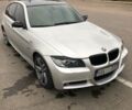 Серый БМВ 320, объемом двигателя 2 л и пробегом 390 тыс. км за 8400 $, фото 1 на Automoto.ua