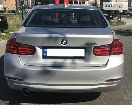 Сірий БМВ 320, об'ємом двигуна 2 л та пробігом 102 тис. км за 14100 $, фото 18 на Automoto.ua