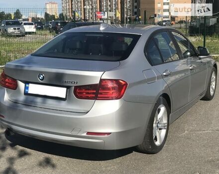 Сірий БМВ 320, об'ємом двигуна 2 л та пробігом 102 тис. км за 14100 $, фото 16 на Automoto.ua