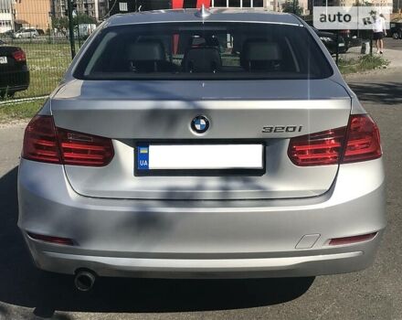 Сірий БМВ 320, об'ємом двигуна 2 л та пробігом 102 тис. км за 14100 $, фото 17 на Automoto.ua