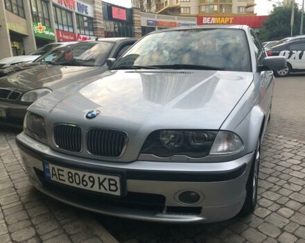Серый БМВ 320, объемом двигателя 2 л и пробегом 291 тыс. км за 6000 $, фото 1 на Automoto.ua