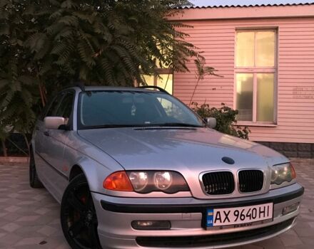 Сірий БМВ 320, об'ємом двигуна 2 л та пробігом 348 тис. км за 5600 $, фото 1 на Automoto.ua