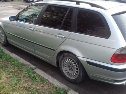 Серый БМВ 320, объемом двигателя 2 л и пробегом 308 тыс. км за 2650 $, фото 1 на Automoto.ua