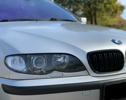 Сірий БМВ 320, об'ємом двигуна 2 л та пробігом 280 тис. км за 10900 $, фото 1 на Automoto.ua