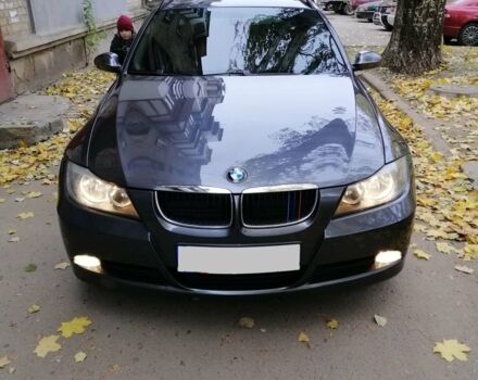Серый БМВ 320, объемом двигателя 2 л и пробегом 317 тыс. км за 9300 $, фото 1 на Automoto.ua