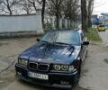 Синий БМВ 320, объемом двигателя 2 л и пробегом 331 тыс. км за 4200 $, фото 1 на Automoto.ua