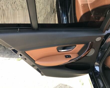 Синій БМВ 320, об'ємом двигуна 2 л та пробігом 124 тис. км за 16499 $, фото 7 на Automoto.ua