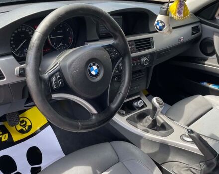 Синій БМВ 320, об'ємом двигуна 2 л та пробігом 281 тис. км за 8200 $, фото 15 на Automoto.ua