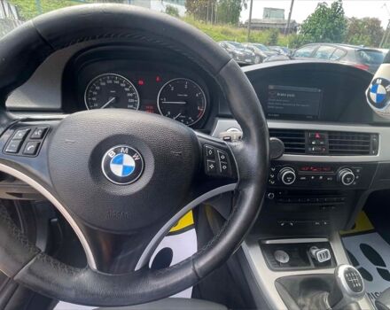 Синій БМВ 320, об'ємом двигуна 2 л та пробігом 281 тис. км за 8200 $, фото 12 на Automoto.ua
