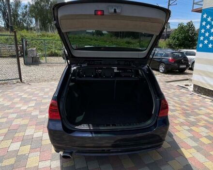 Синій БМВ 320, об'ємом двигуна 2 л та пробігом 281 тис. км за 8200 $, фото 7 на Automoto.ua