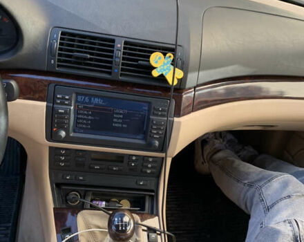 Зелений БМВ 320, об'ємом двигуна 2 л та пробігом 211 тис. км за 7999 $, фото 4 на Automoto.ua
