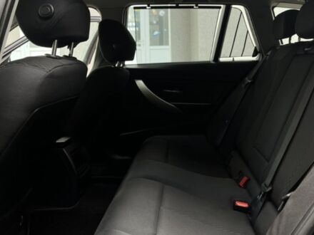 Синій БМВ 320д, об'ємом двигуна 2 л та пробігом 0 тис. км за 11500 $, фото 1 на Automoto.ua