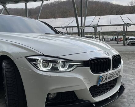 Белый БМВ 320и, объемом двигателя 2 л и пробегом 0 тыс. км за 13800 $, фото 3 на Automoto.ua