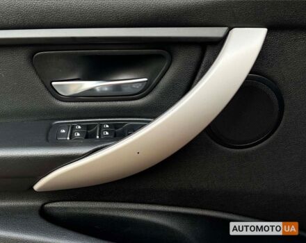 Красный БМВ 320и, объемом двигателя 2 л и пробегом 143 тыс. км за 13900 $, фото 11 на Automoto.ua