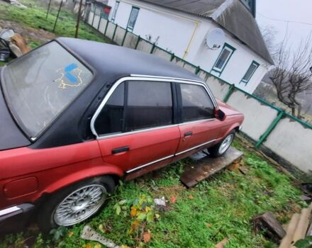 Красный БМВ 324, объемом двигателя 2.4 л и пробегом 205 тыс. км за 473 $, фото 4 на Automoto.ua