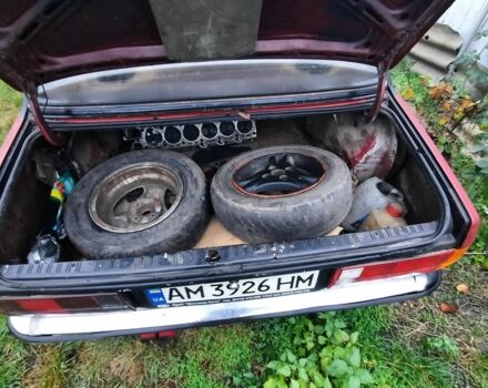 Красный БМВ 324, объемом двигателя 2.4 л и пробегом 205 тыс. км за 473 $, фото 7 на Automoto.ua