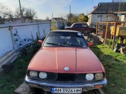 Красный БМВ 324, объемом двигателя 2.4 л и пробегом 205 тыс. км за 473 $, фото 1 на Automoto.ua