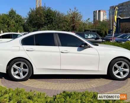 Белый БМВ 328, объемом двигателя 2 л и пробегом 147 тыс. км за 17000 $, фото 7 на Automoto.ua