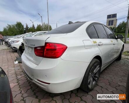 Белый БМВ 328, объемом двигателя 2 л и пробегом 230 тыс. км за 11750 $, фото 5 на Automoto.ua