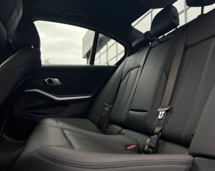 Черный БМВ 330, объемом двигателя 2 л и пробегом 78 тыс. км за 32500 $, фото 17 на Automoto.ua