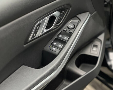 Черный БМВ 330, объемом двигателя 2 л и пробегом 78 тыс. км за 32500 $, фото 8 на Automoto.ua