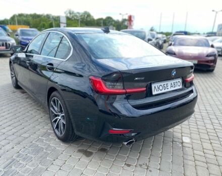 Черный БМВ 330, объемом двигателя 2 л и пробегом 46 тыс. км за 35999 $, фото 3 на Automoto.ua