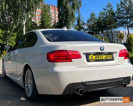 Білий БМВ 335, об'ємом двигуна 3 л та пробігом 192 тис. км за 11300 $, фото 4 на Automoto.ua