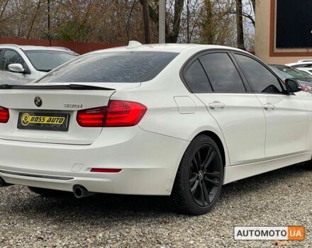 Білий БМВ 335, об'ємом двигуна 3 л та пробігом 151 тис. км за 18999 $, фото 5 на Automoto.ua