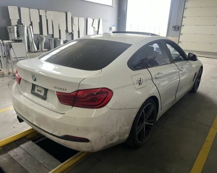 Белый БМВ 4 Серия, объемом двигателя 2 л и пробегом 200 тыс. км за 12000 $, фото 3 на Automoto.ua