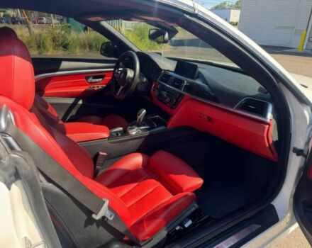 Белый БМВ 4 Серия, объемом двигателя 3 л и пробегом 35 тыс. км за 12500 $, фото 8 на Automoto.ua