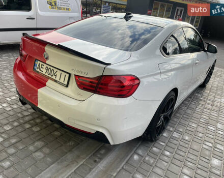 Білий БМВ 4 Серія, об'ємом двигуна 2 л та пробігом 216 тис. км за 15500 $, фото 12 на Automoto.ua