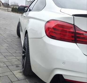 Белый БМВ 4 Серия, объемом двигателя 2 л и пробегом 171 тыс. км за 15700 $, фото 4 на Automoto.ua