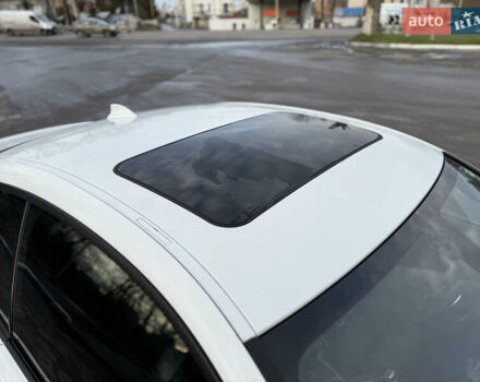 Білий БМВ 4 Серія, об'ємом двигуна 2 л та пробігом 246 тис. км за 8800 $, фото 12 на Automoto.ua