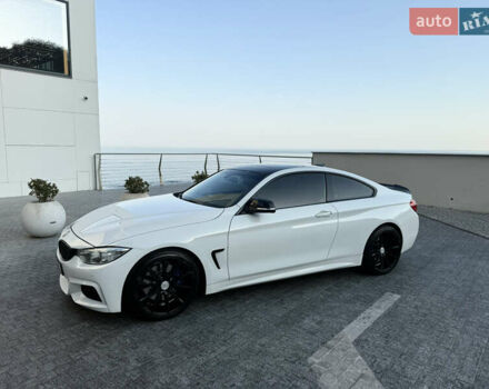 Білий БМВ 4 Серія, об'ємом двигуна 2 л та пробігом 120 тис. км за 18000 $, фото 1 на Automoto.ua