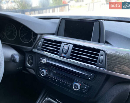 Білий БМВ 4 Серія, об'ємом двигуна 2 л та пробігом 185 тис. км за 11500 $, фото 23 на Automoto.ua