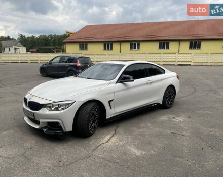Білий БМВ 4 Серія, об'ємом двигуна 2.98 л та пробігом 193 тис. км за 15500 $, фото 1 на Automoto.ua